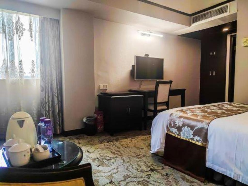 Overseas Chinese Hotel Чжухай Экстерьер фото